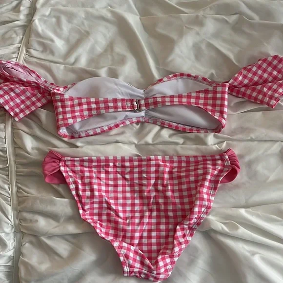Lauren James gingham bikini 💗 - Picture 6 of 11